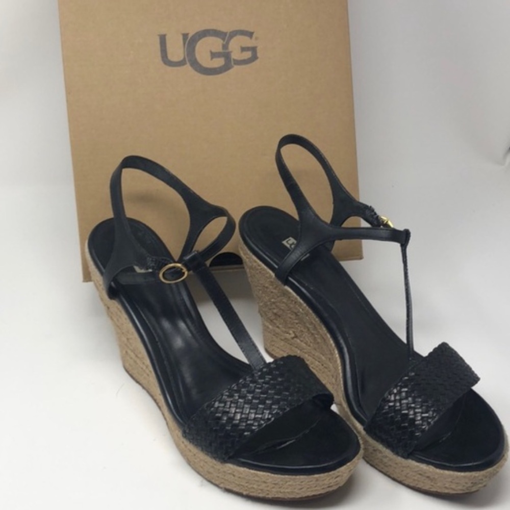 Ugg Fitchie II Black Espadrilles Sandals Women's - Size 11
